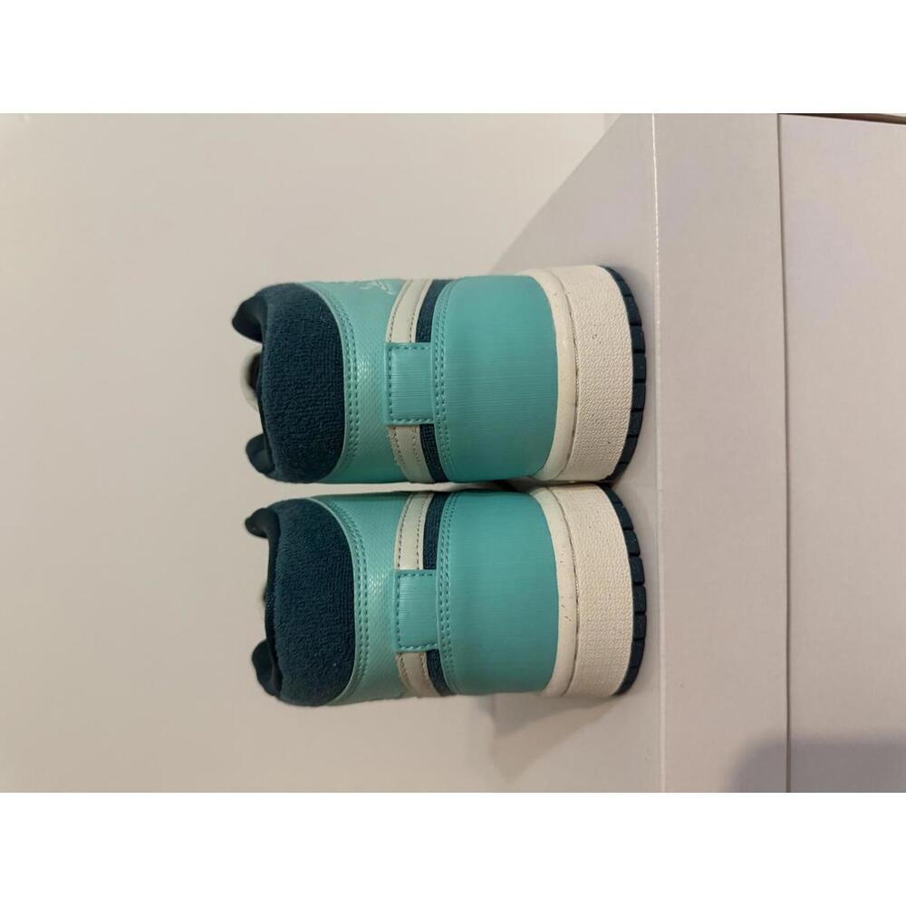Jordan 1 Mid SE Chenille Bleached Turquoise Teal Aqua Womens 9.5 NWT Box - Picture 7 of 12